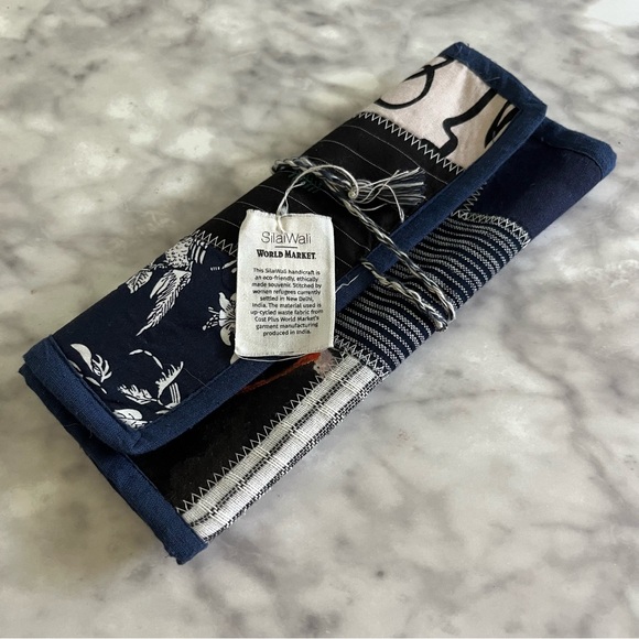 Upcycled Toiletry Bag SilaiWali - Picture 1 of 9